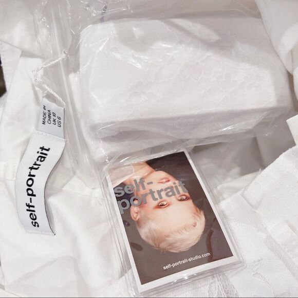 Self-Portrait white lace shorts size US6 high waisted - Picture 11 of 12